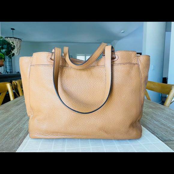 TORY BURCH leather diaper bag with changing pad - Picture 2 of 8